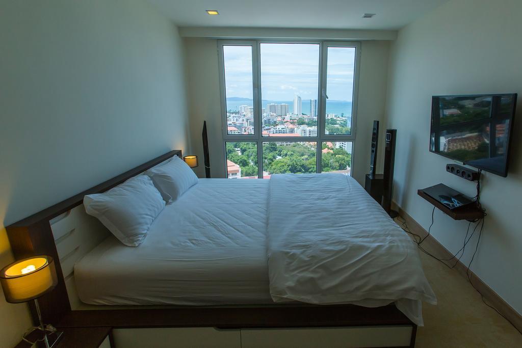 The Cliff Residence Condo 파타야 객실 사진