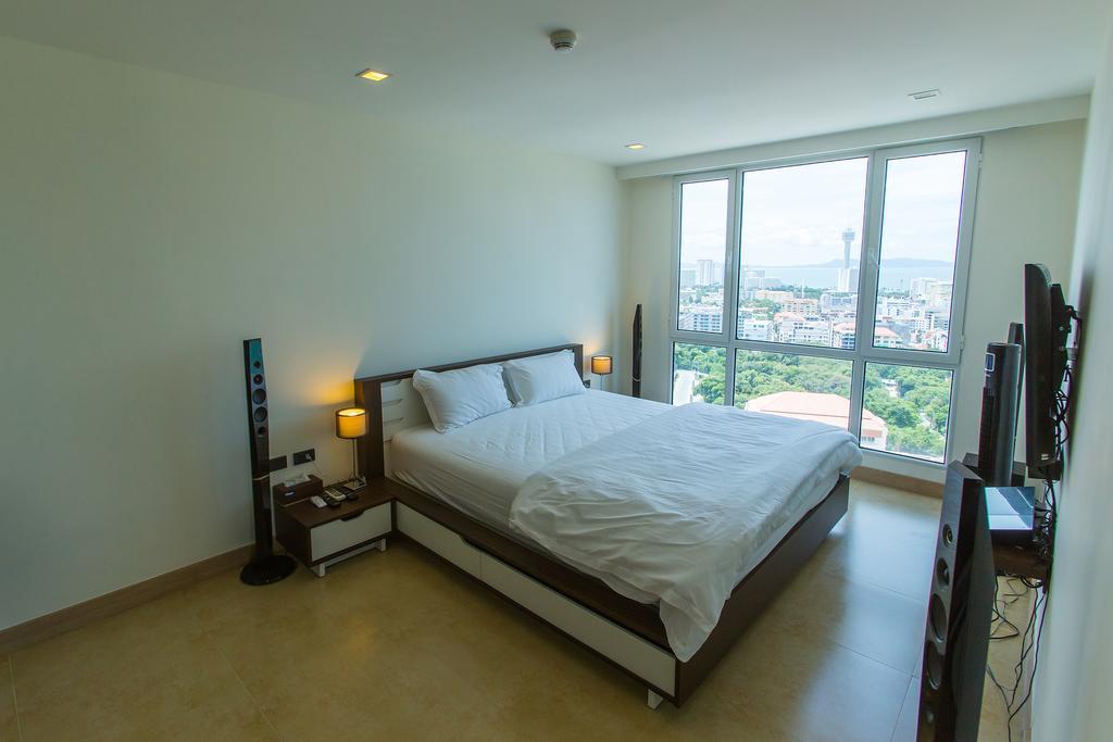 The Cliff Residence Condo 파타야 객실 사진