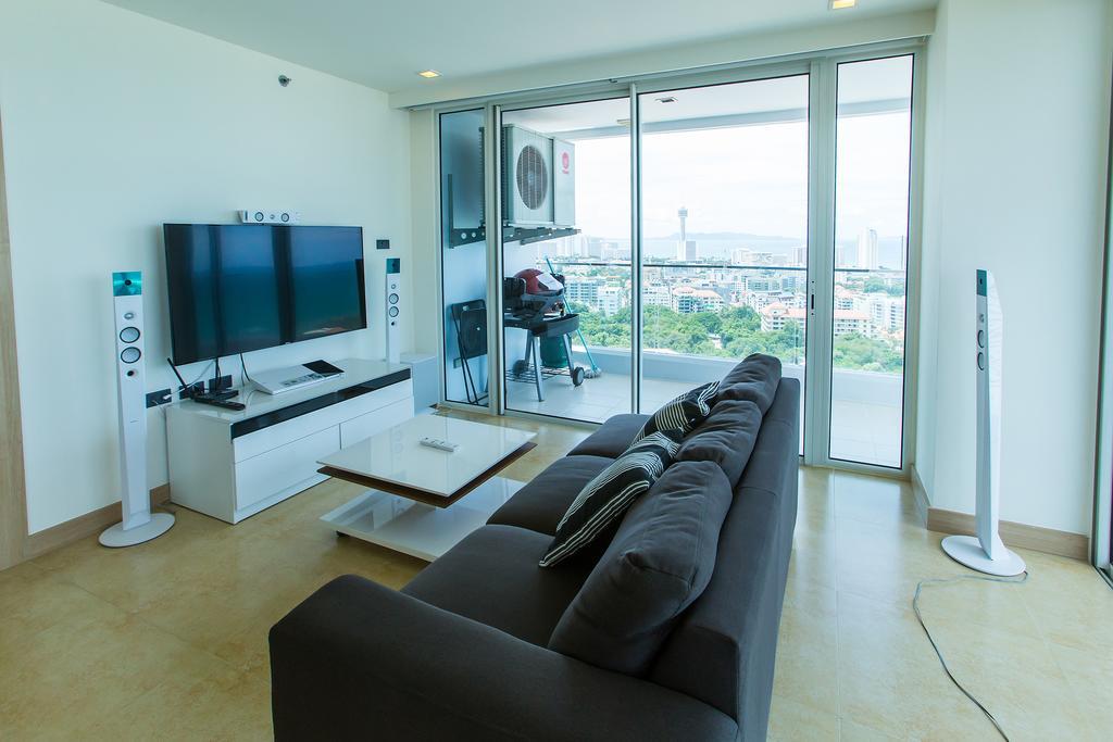 The Cliff Residence Condo 파타야 객실 사진