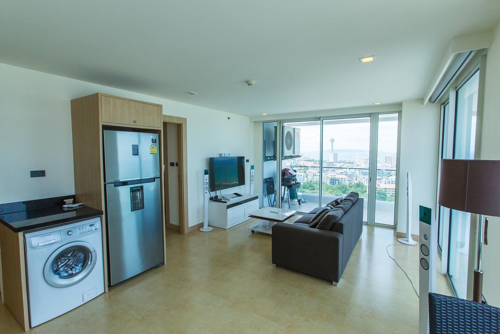 The Cliff Residence Condo 파타야 객실 사진