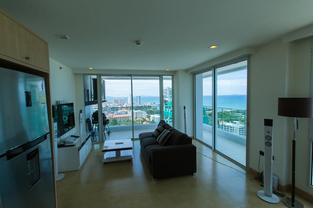 The Cliff Residence Condo 파타야 객실 사진