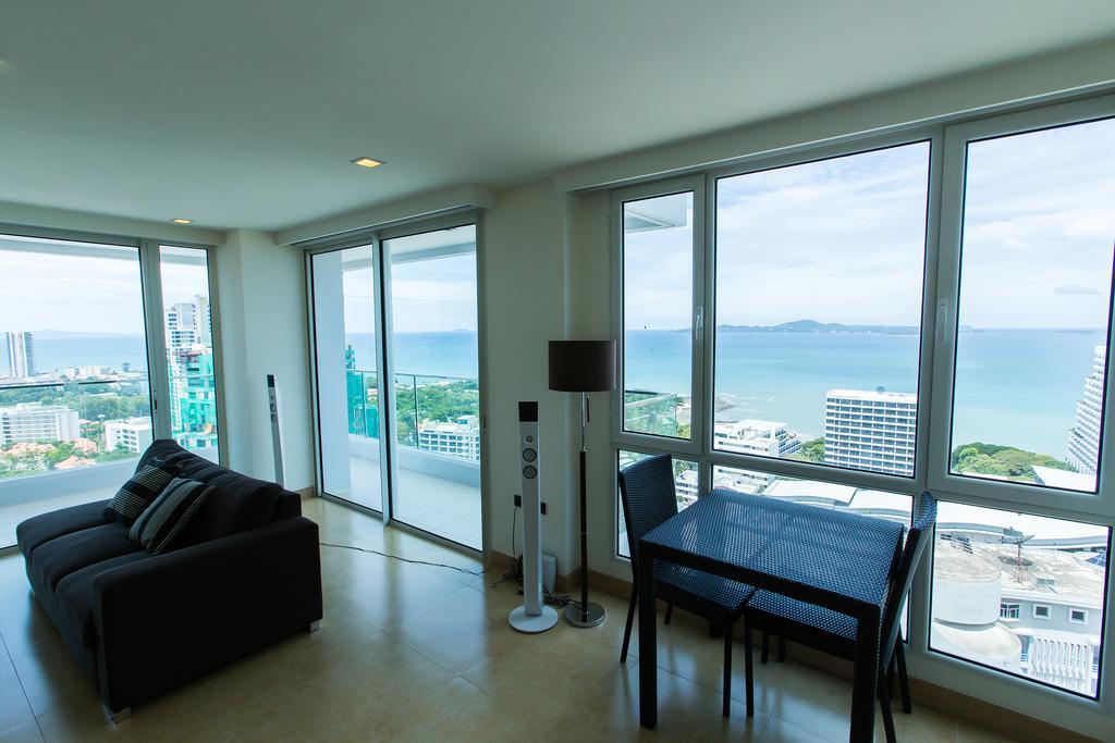 The Cliff Residence Condo 파타야 객실 사진