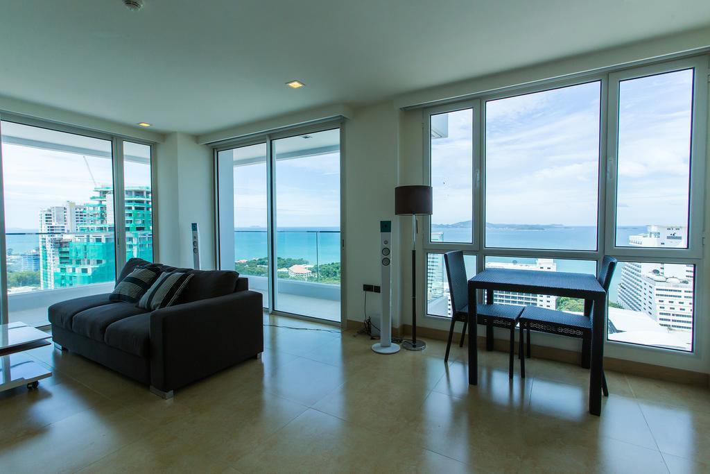 The Cliff Residence Condo 파타야 객실 사진