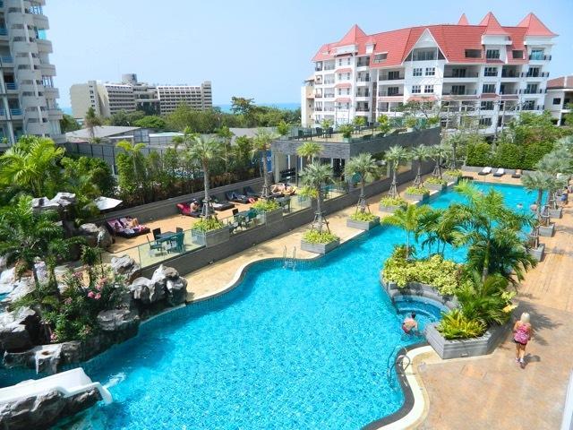 The Cliff Residence Condo 파타야 객실 사진