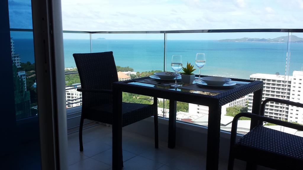 The Cliff Residence Condo 파타야 객실 사진