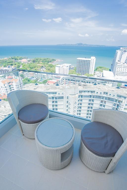 The Cliff Residence Condo 파타야 객실 사진