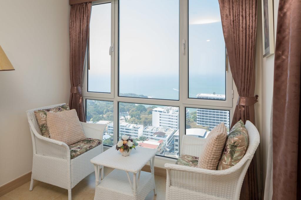 The Cliff Residence Condo 파타야 객실 사진