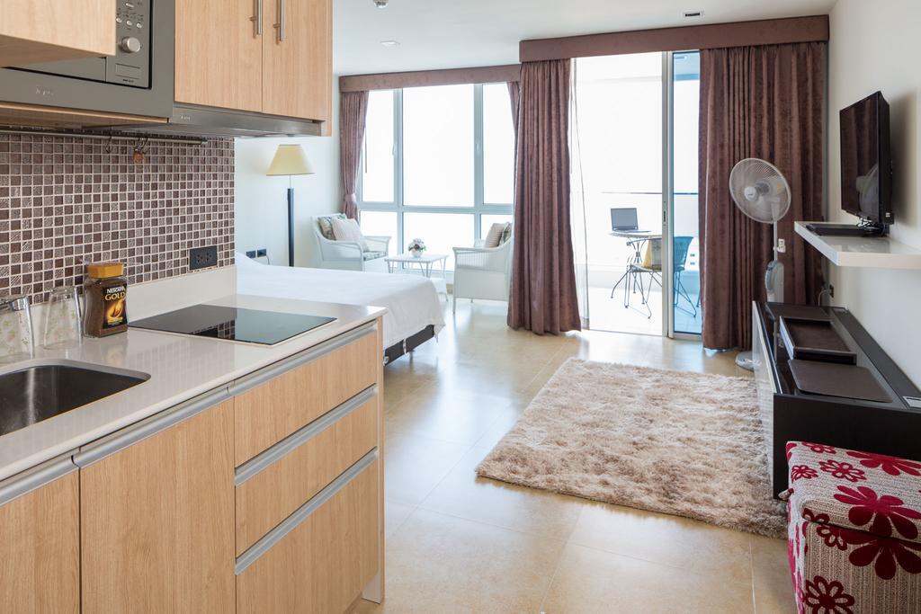 The Cliff Residence Condo 파타야 객실 사진